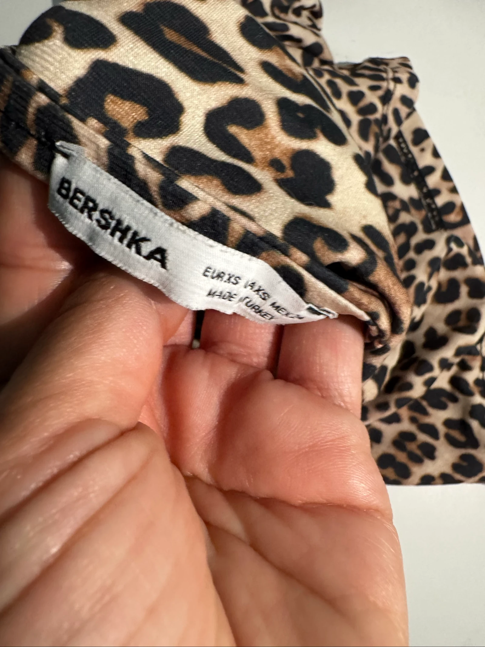 Top à encolure léopard Bershka T/xs – photo 4